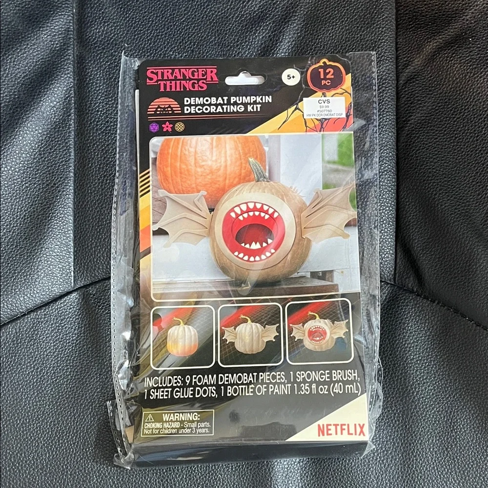 Stranger Things Pumpkin Decorating Kit - Demobat Halloween - 12 Pcs